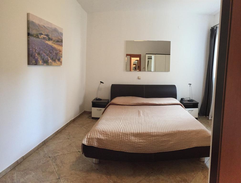 Villa Flora Opatija Kamer foto