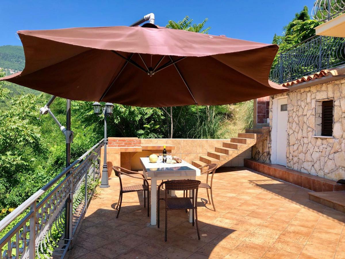 Villa Flora Opatija Buitenkant foto